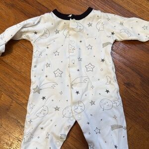 noomie onesie